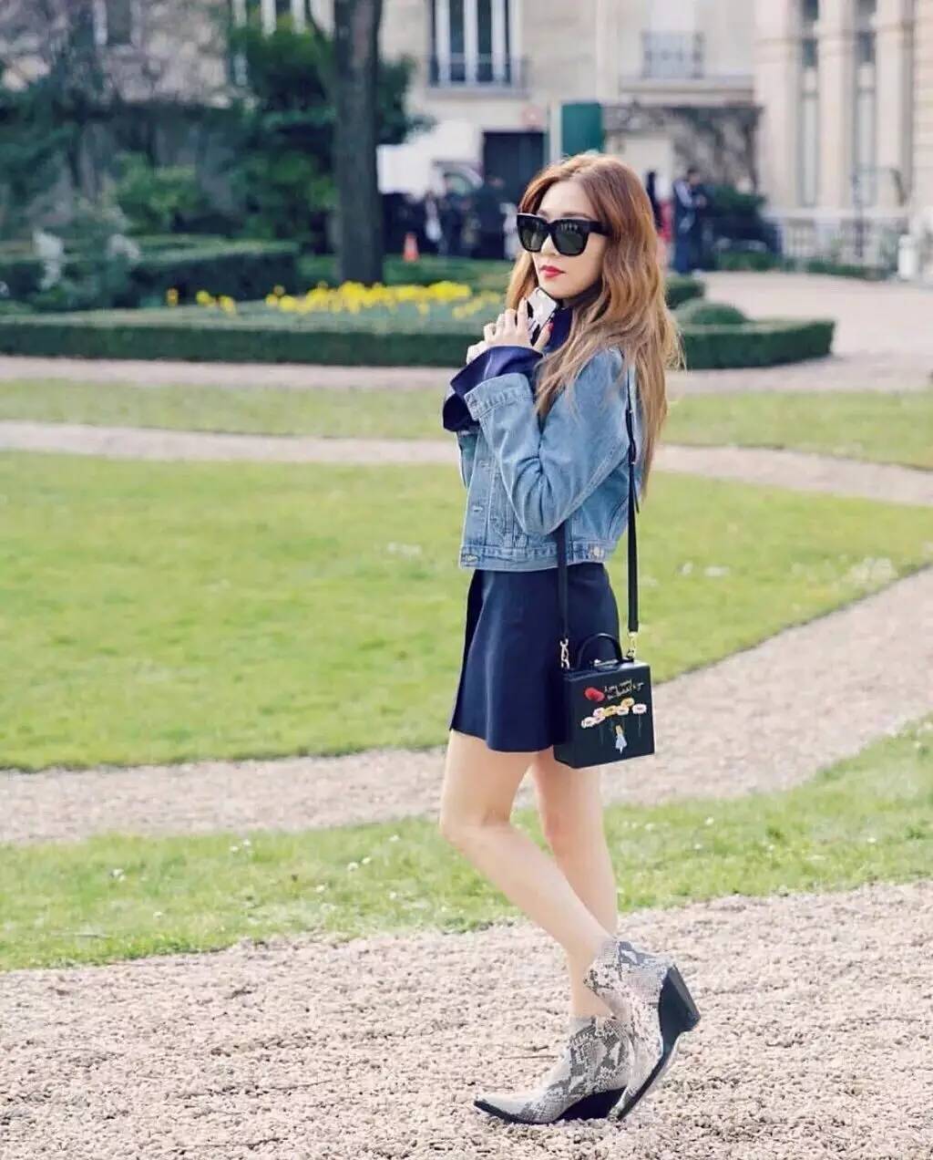 少时tiffany穿搭,少时tiffany综艺