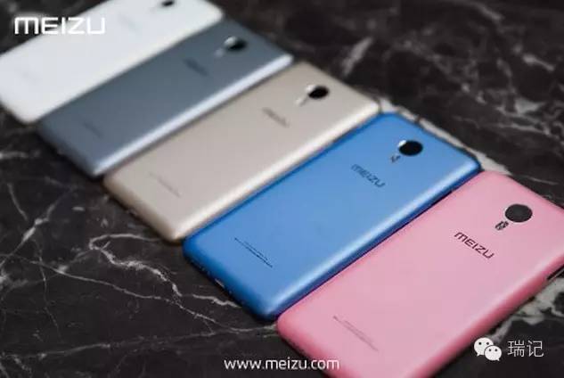 手机的心灵之窗现在开得更小了