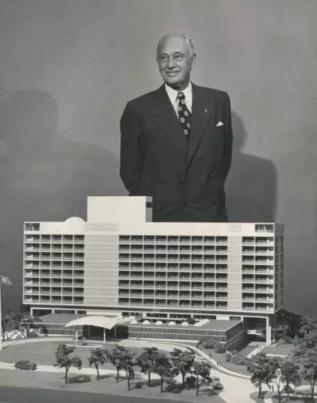 带你走进“世界酒店业大王”——希尔顿的王朝|送书福利