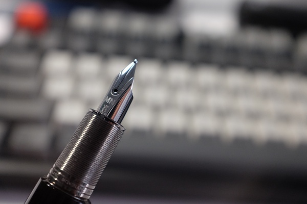 万宝龙montblancm146冰川蓝钢笔,montblanc万宝龙m系列中性墨水笔