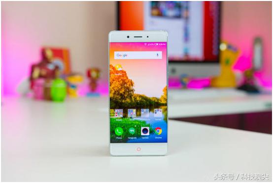 努比亚无边框旗舰手机z11上手体验,努比亚z11手机评测视频