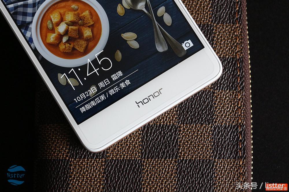 重新定义旗舰手机,重新定义千元机