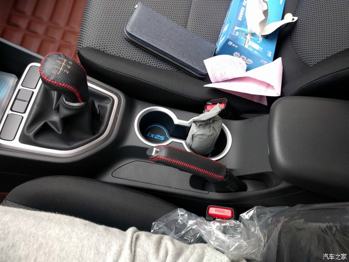 新一代北京现代ix25内外循环,现代ix25最新款到底合适不合适买