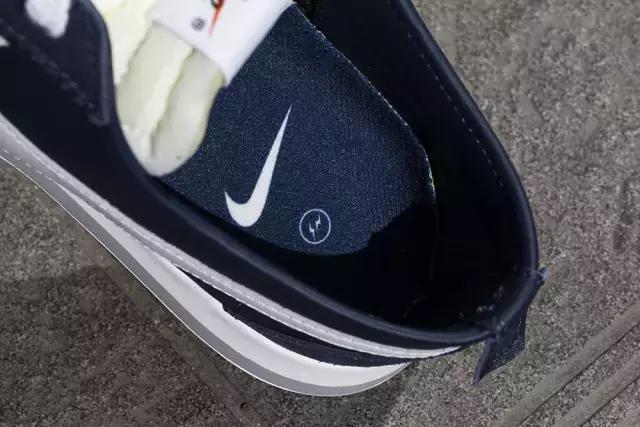 洛杉矶联名阿甘鞋,阿甘鞋联名红