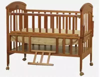 为宝宝挑选一款最合适的婴儿床,婴儿床到底怎么选