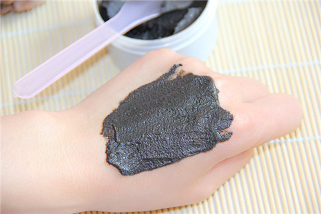 为啥护肤品都不能少了清洁面膜呢？