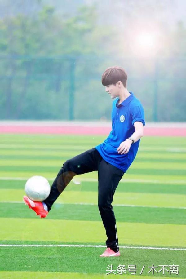 鹿晗对你心动的瞬间,鹿晗的对你爱不完