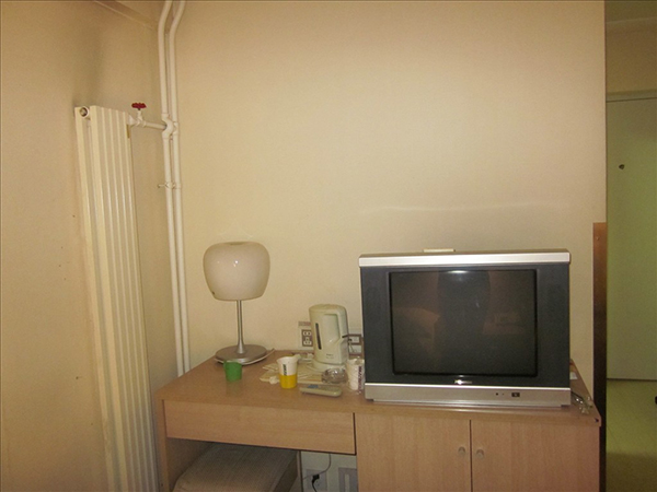 电视机受潮了咋办,电视机受潮怎么办