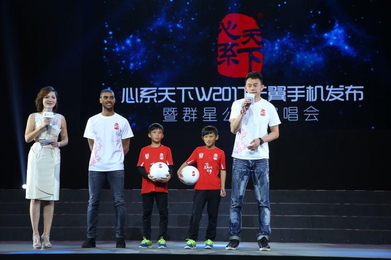 三星w2017翻盖手机是双卡全网通吗,三星翻盖手机w2019内存多大