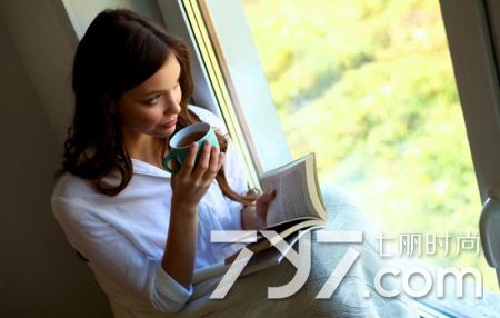 空腹喝咖啡还是吃完喝咖啡,早上起来空腹喝咖啡还是空腹喝水