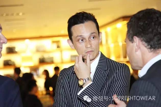 真正有品味的人不买lv,真正有档次的男人不炫耀开什么车