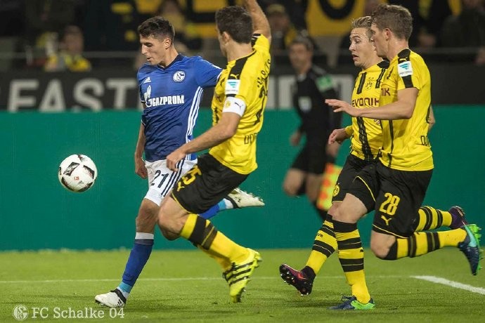 动态德比大战0:0沙尔克04客取一分保持四场不败