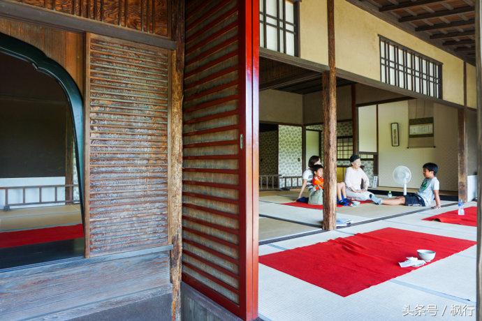 酷ma萌陪伴机器人熊本熊,酷ma萌和熊本熊