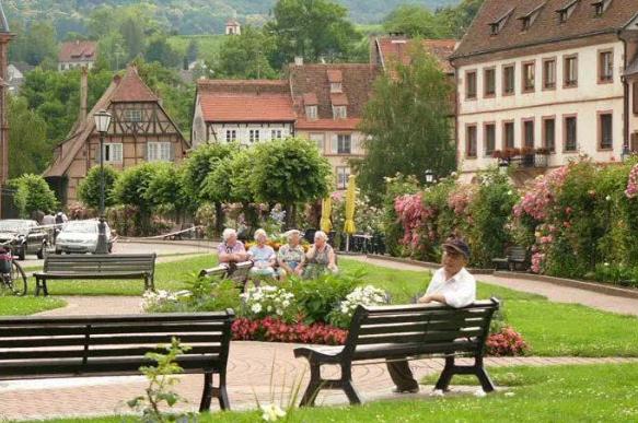 娉曞浗浜哄浣曞害杩囦粬浠殑闂叉殗鏃跺厜,璋堣皥娉曞浗浜虹殑鐢熸椿