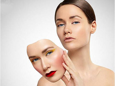 为什么化妆师化妆那么显老,化妆师为什么化妆显老呢