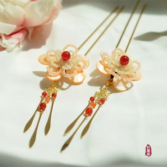 超简单的汉服发型教程,超简单汉服发型教程儿童