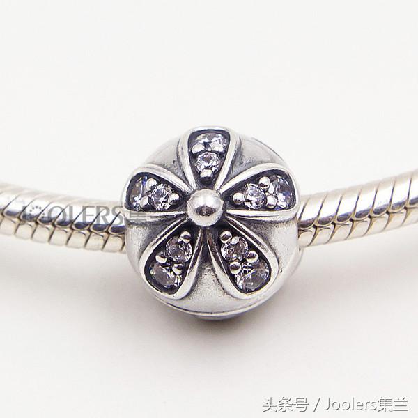 潘多拉，一件可以一辈子慢慢送的礼物