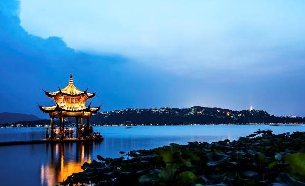 十大拍婚纱照地点冬季,最适合拍婚纱照的地方