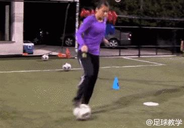 日本足球青训控球必练,足球怎么练习运球速度和控球稳定