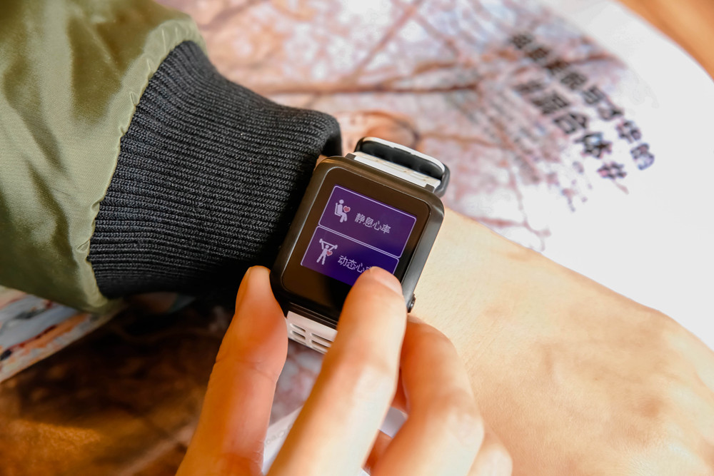 唯乐小黑3手表防水吗,唯乐小黑3表盘论坛