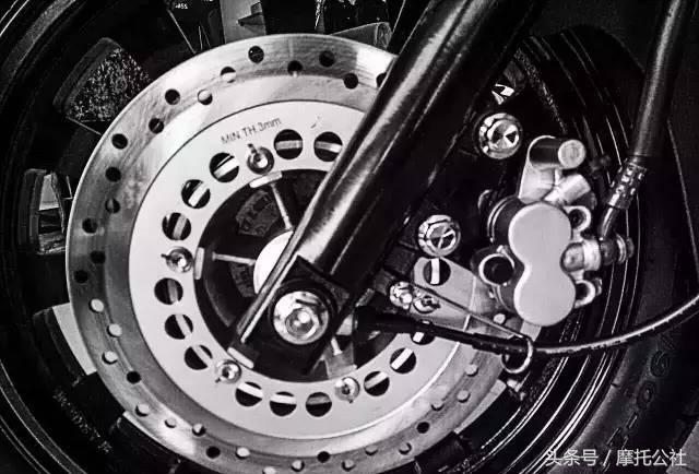 钱江SUPERLIGHT200出口版美式太子国内上市