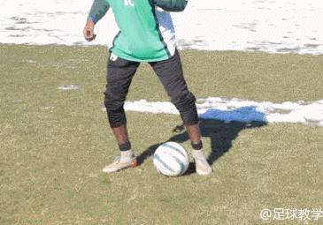 足球各种运球技巧,踢足球运球基础教学