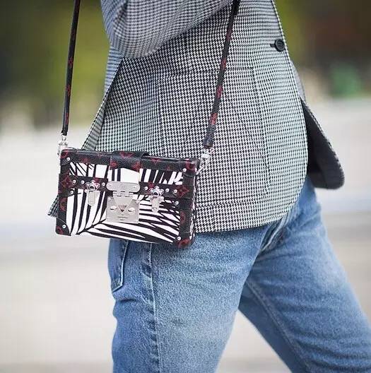 十大必买经典款包包,2016最火的包包