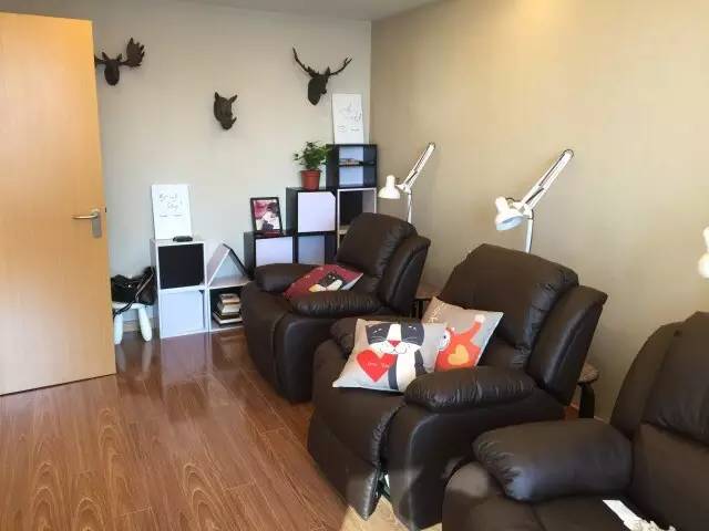 美甲店铺推荐便宜又好看,又便宜又好看的美甲店