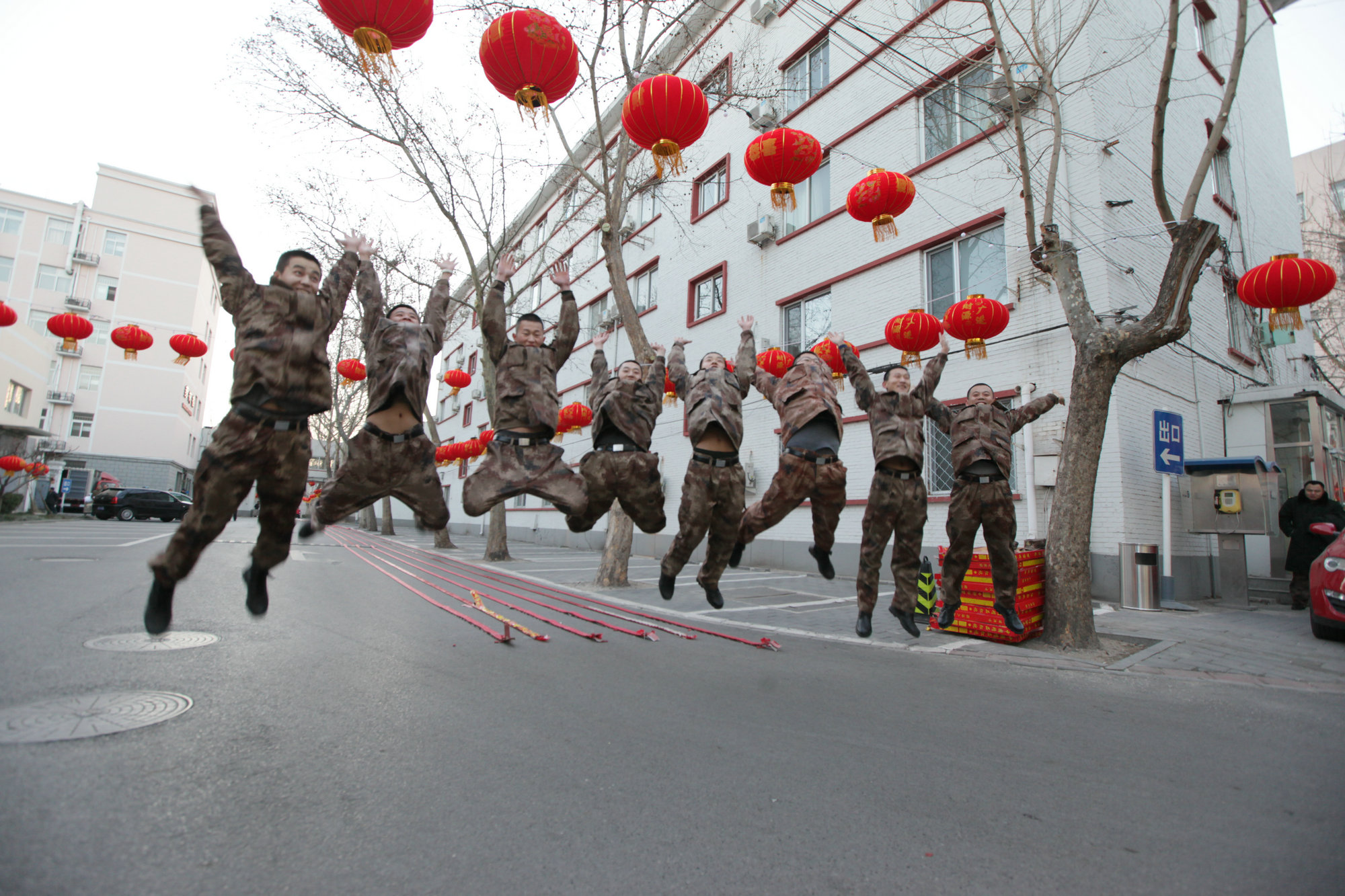 解放军306医院除夕之夜倒计时与正计时