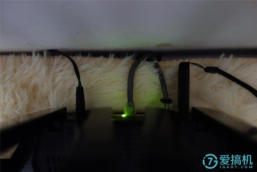 路由器中的坦克王——JCG双频路由器