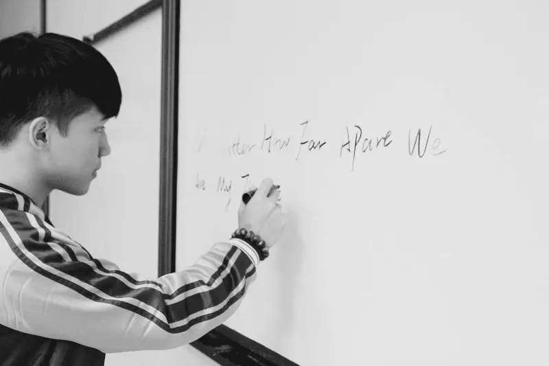 双十一与其剁手不如旅游,与其打工不如找个男朋友