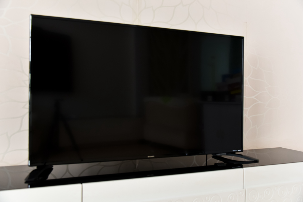 智能芯夏普屏—夏普清45英寸互联网电视体验