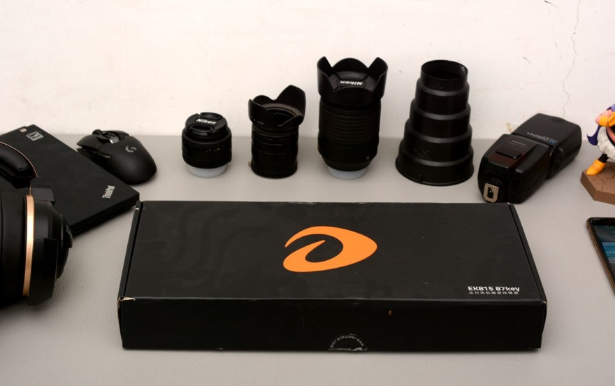 难得有个薄的机械键盘，颜值担当的达尔优EK815开箱