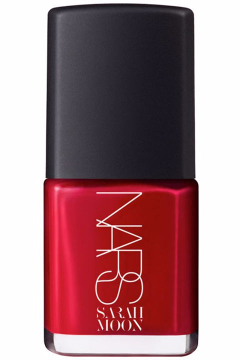 值得拥有的不止有YSL流星唇膏，这些限量指甲油也很美