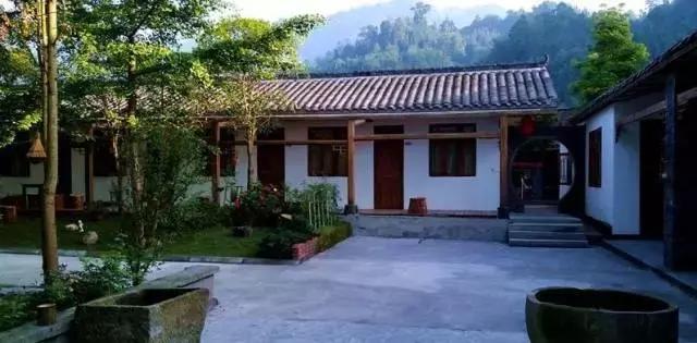 成都周边最适合亲子度假的民宿,成都春熙路住宿100元左右的民宿