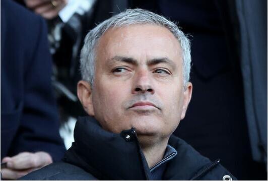 穆里尼奥与孔蒂互怼,穆里尼奥国米和曼联阵容对比