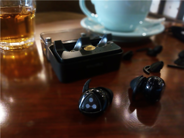 蓝牙耳机d900评测,赛尔贝尔蓝牙耳机s115怎么样