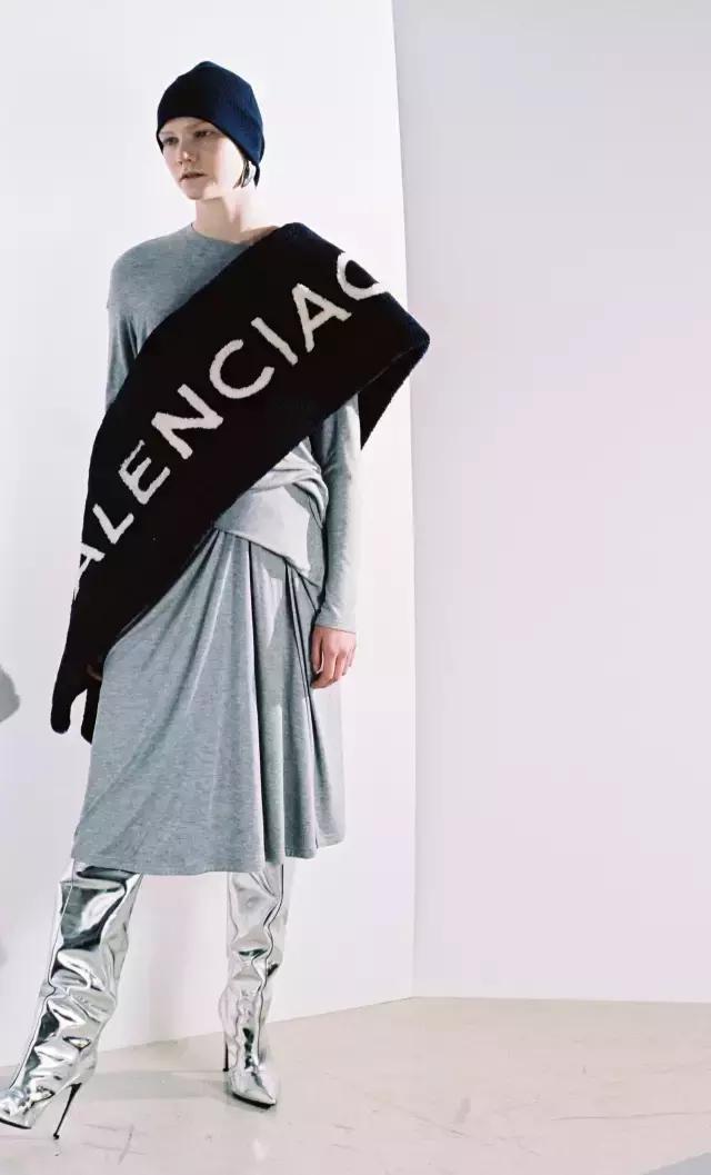 一万五的时髦,花五十块钱就能赶……然而我还是拒绝