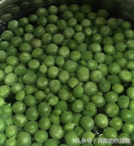 豌豆荚蒸饭的做法,贵州豌豆蒸饭做法大全窍门