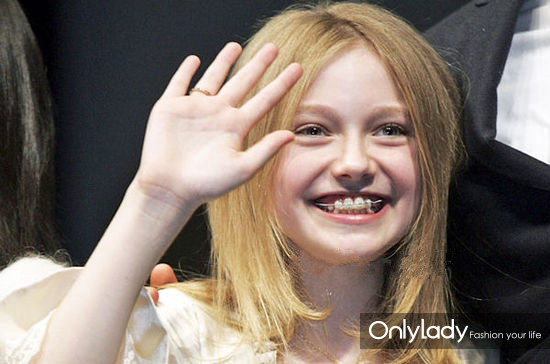 希拉里牙齿怎么样,希拉里的女儿怎么样