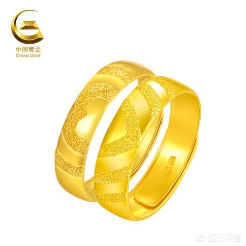 周生生黄金和周大福黄金哪个好 (金至尊黄金和周大福黄金哪家纯)