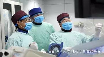 守护平安警民同行暖心事迹,凡人善举为抗疫添一抹温暖