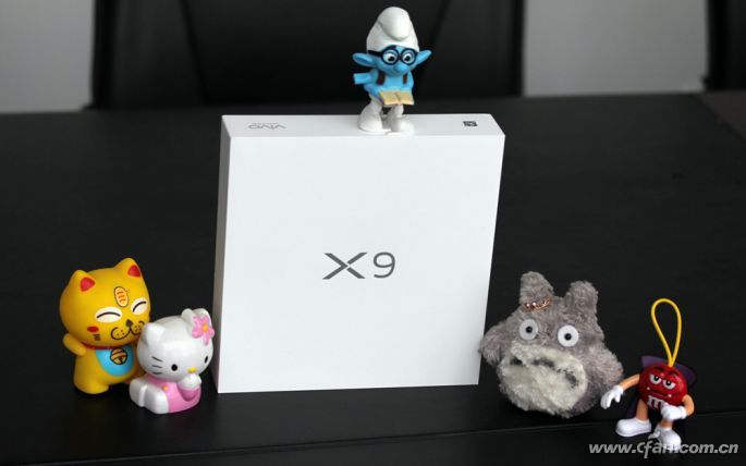 自拍中的战斗机vivoX9首发开箱图赏