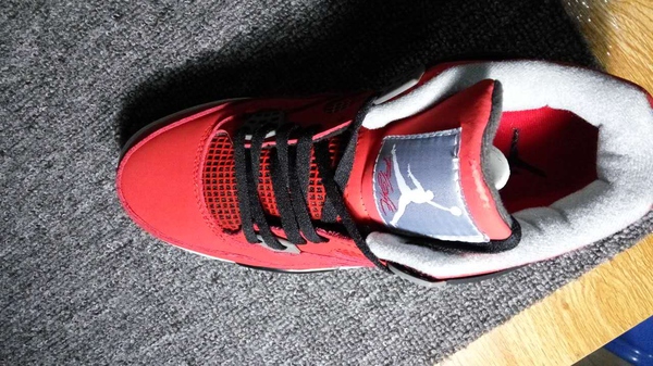 阿迪耐克高仿鞋,阿迪耐克衣服精仿与正品