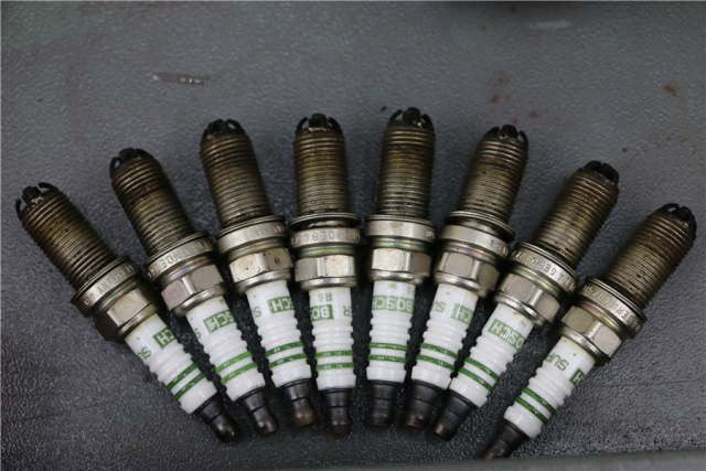 新保时捷卡宴怎么调整举升模式,保时捷卡宴如何重启中控屏