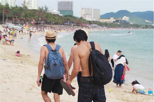 拖家带口去大城市,三亚东方夏威夷