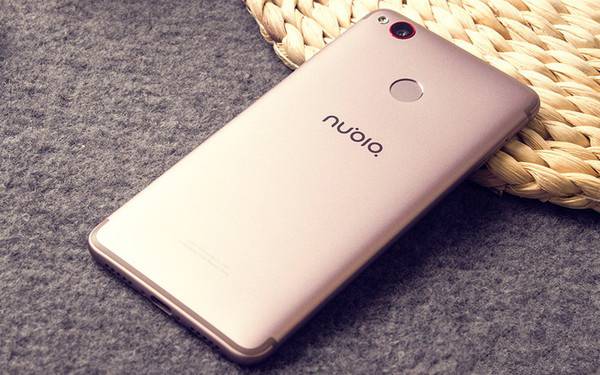 努比亚z11minis游戏测评,努比亚z11minis优缺点