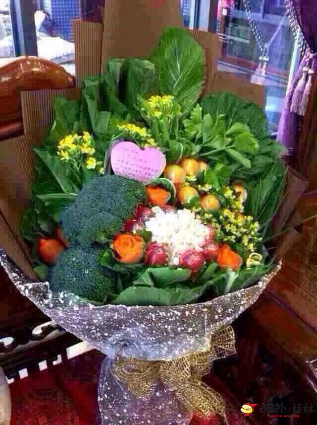 各种奇怪又好看的花束,有创意又古怪的花束