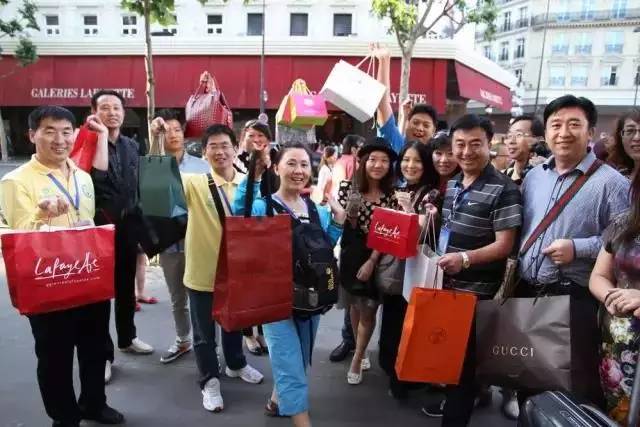 为什么中国男人不会穿衣,外国人看中国男人穿衣