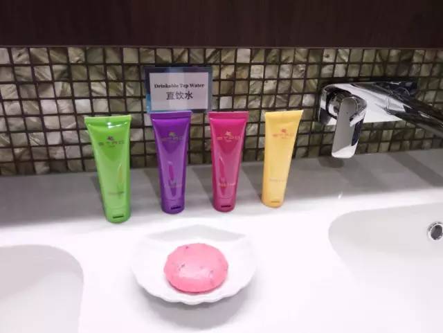 这个传说中的豪华游轮，竟然和我同一天生日